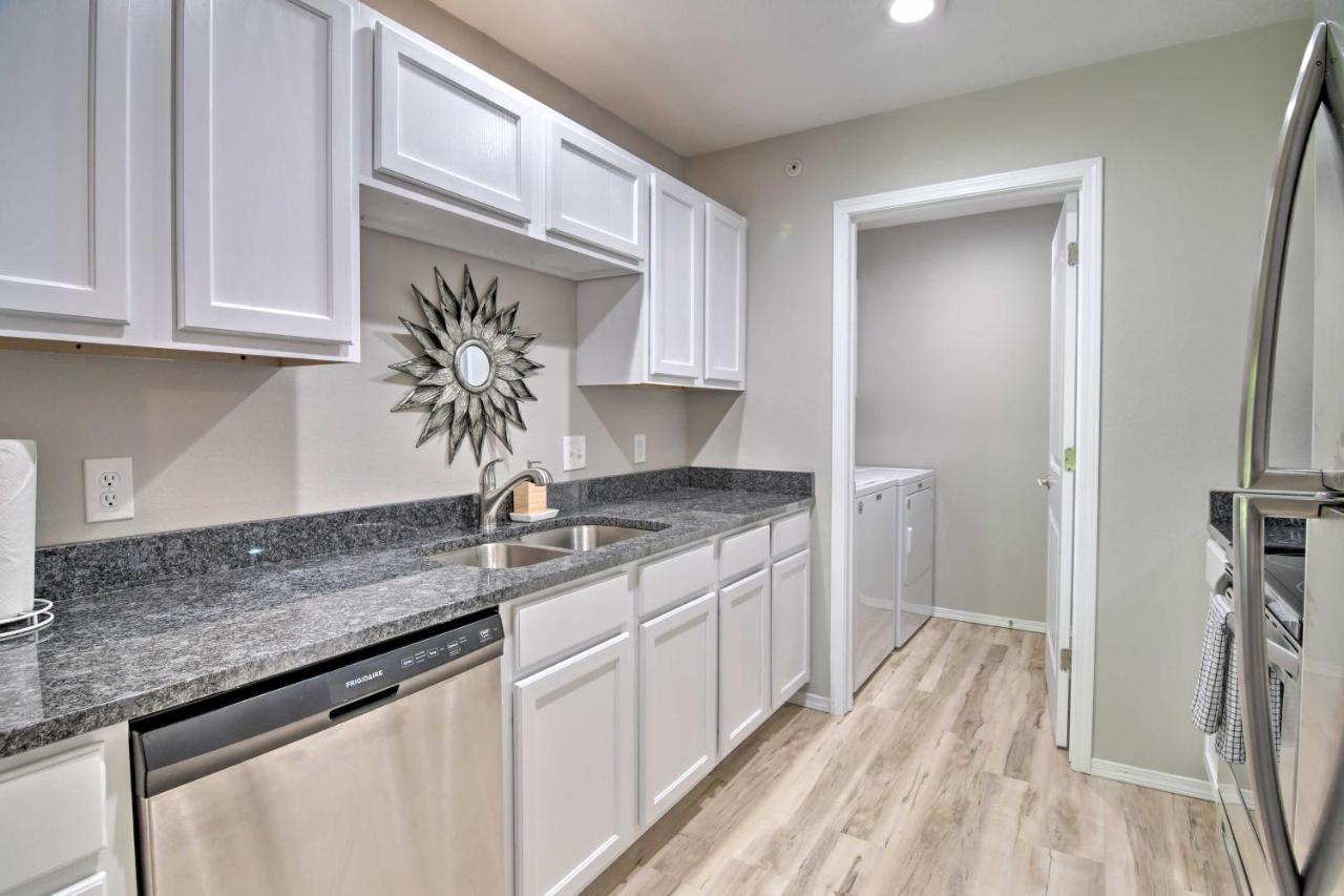 Apartment With Patio, 4 Mi To Silver Dollar City! Branson Exterior foto